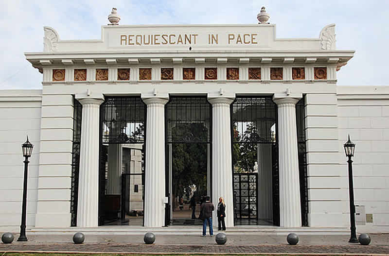 A Walk Through Recoleta Cemetery: History and Legends