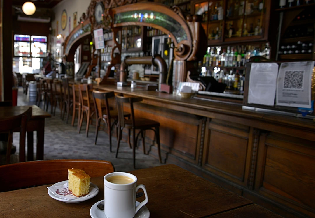 The 5 Best Cafes in Buenos Aires: From Historic Legends to Specialty Coffee