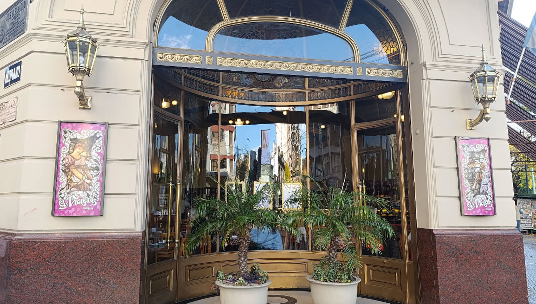 Café Las Violetas: Almagro's Belle Époque Masterpiece