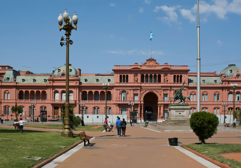 Plaza de Mayo e Casa Rosada: O Coração da História Argentina